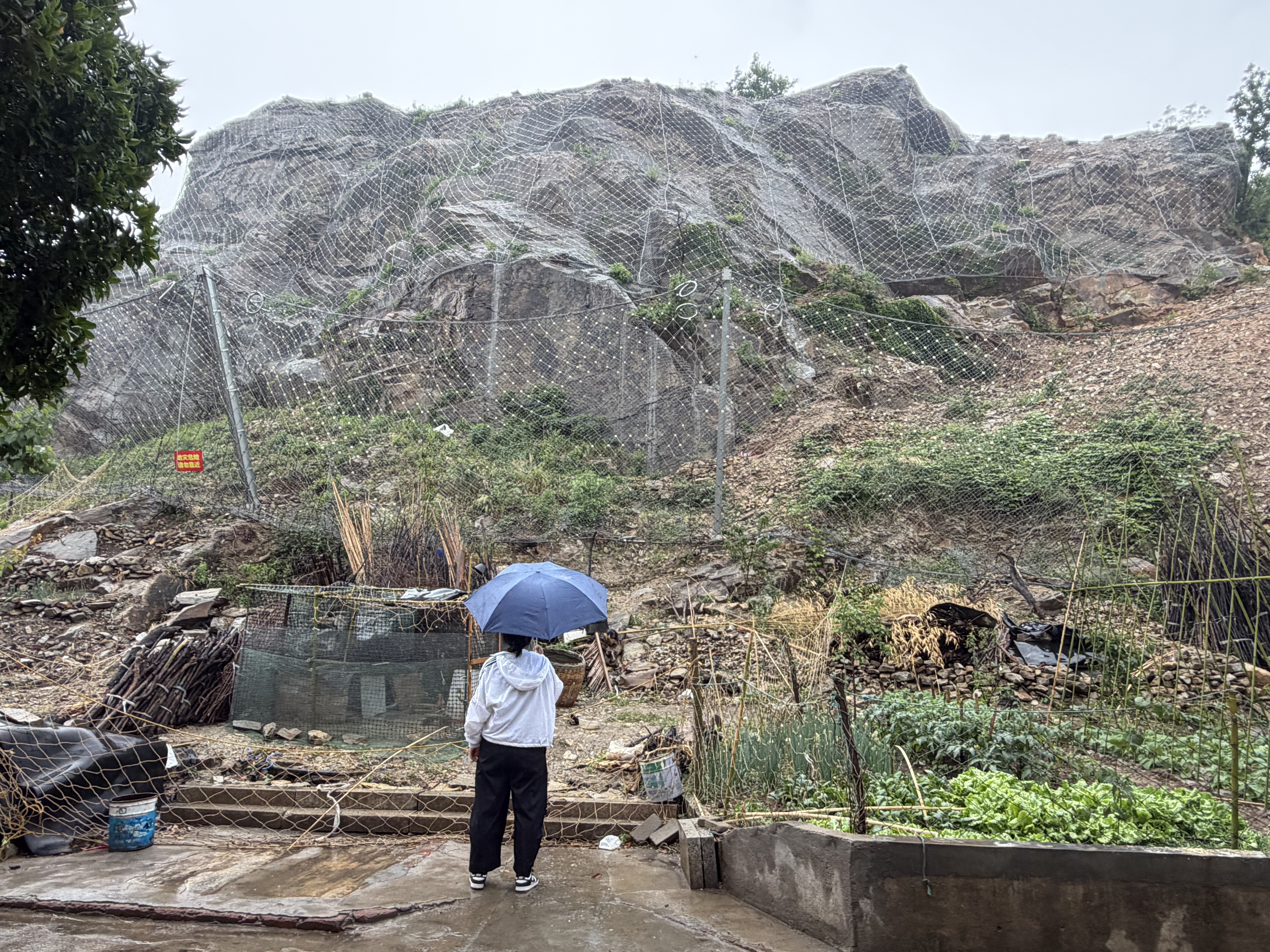 云门寺村地灾点和危房巡查.jpg