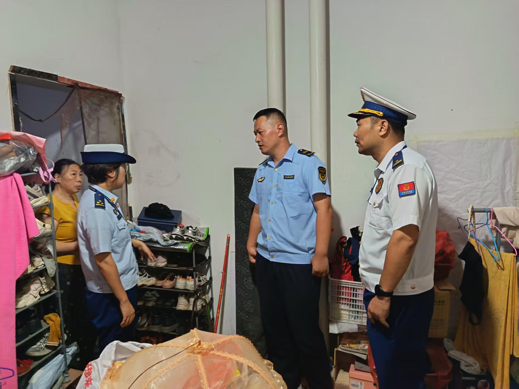 会同消防队推进金三角“三合一”整改.jpg